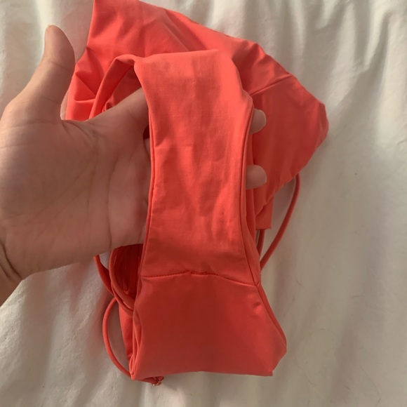 Malai Coral One Peice Peek a boo Size: Small - Picture 5 of 6